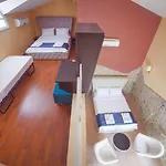 Hotel Peace